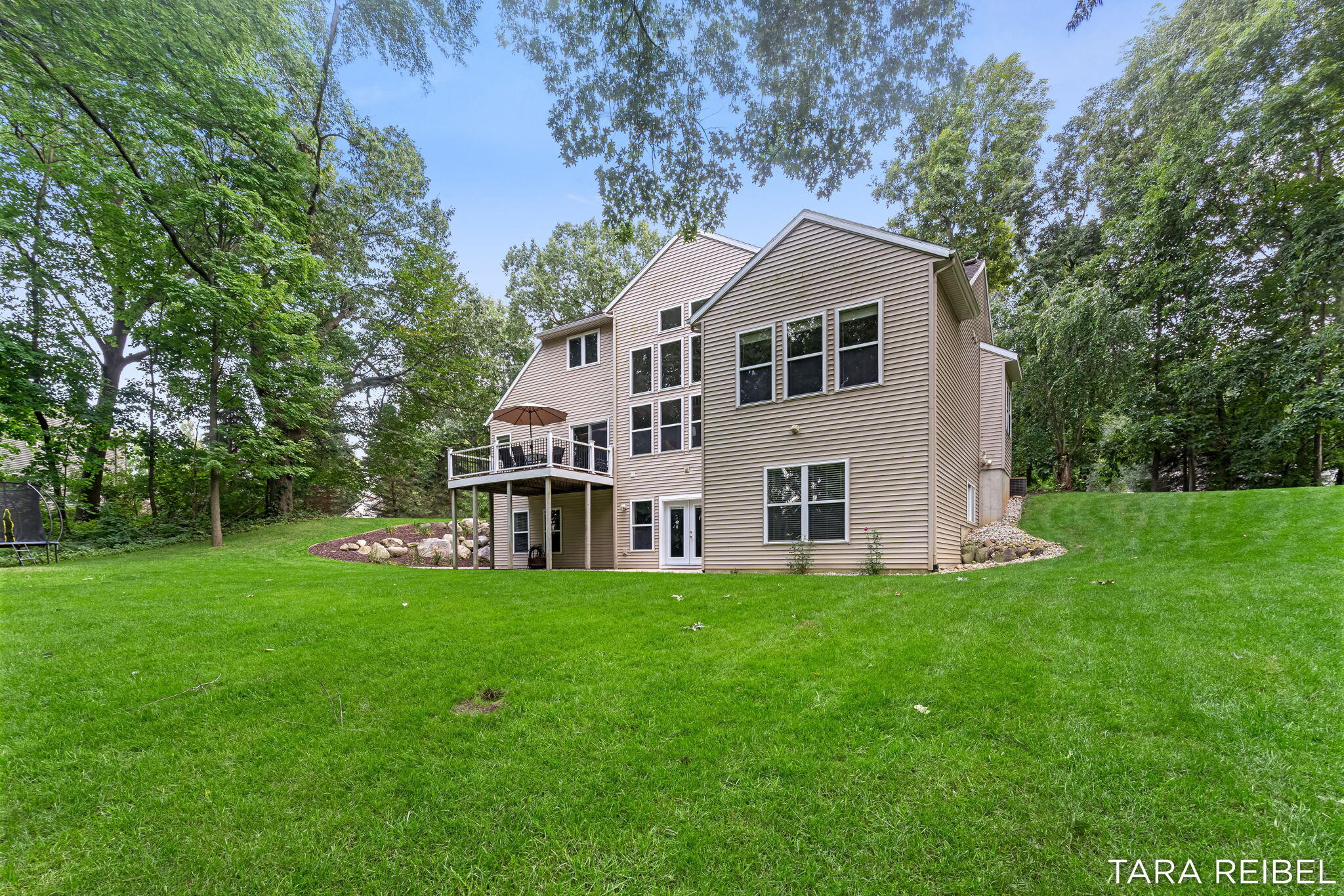 4320 Trail East Drive NE