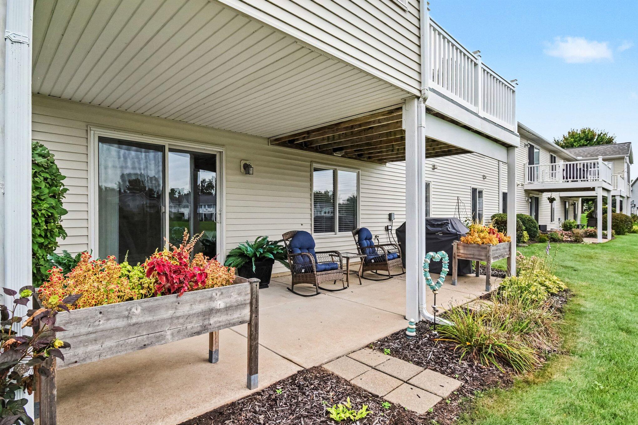 10964 Cranberry Court