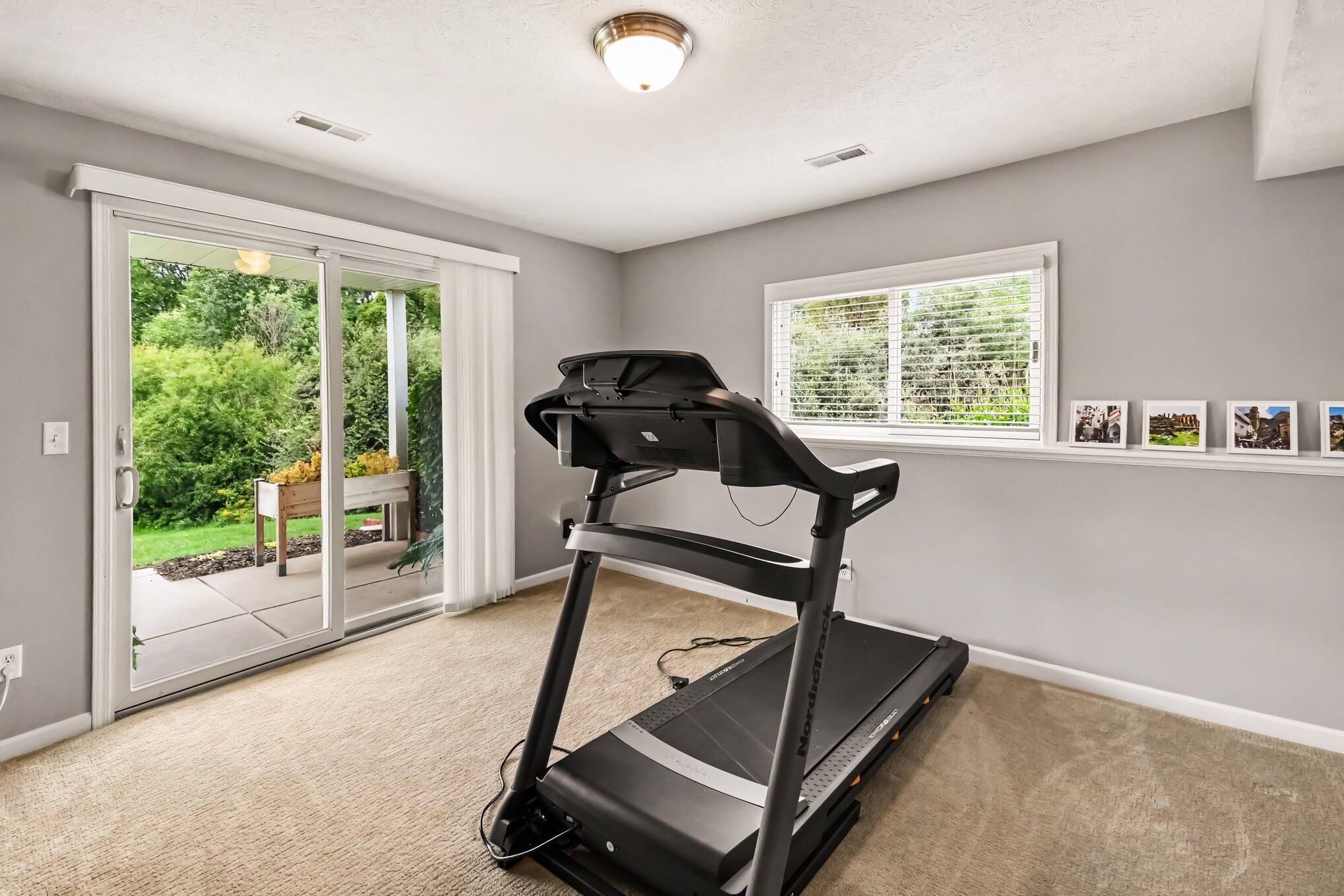 10964 Cranberry Court