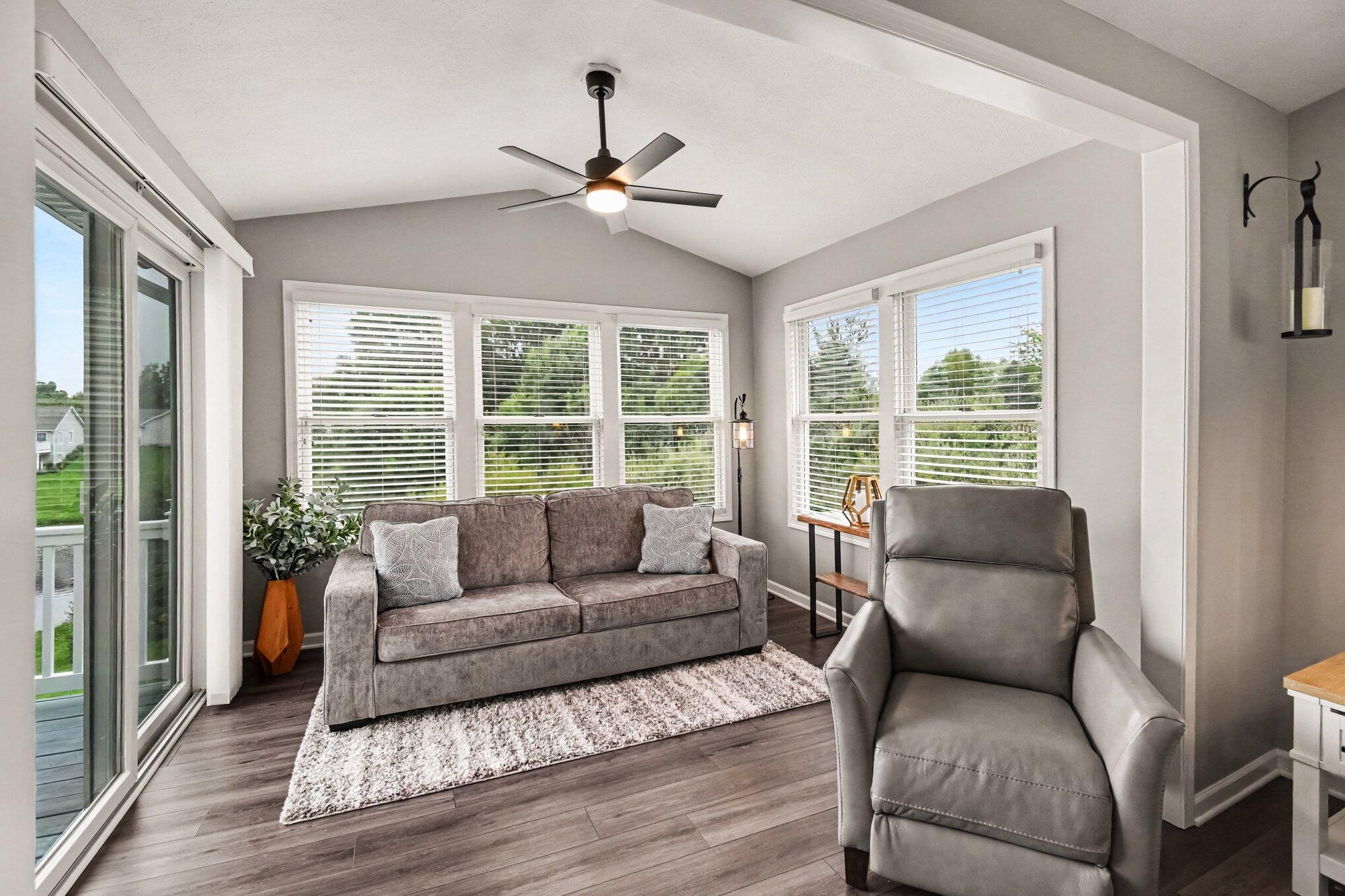 10964 Cranberry Court