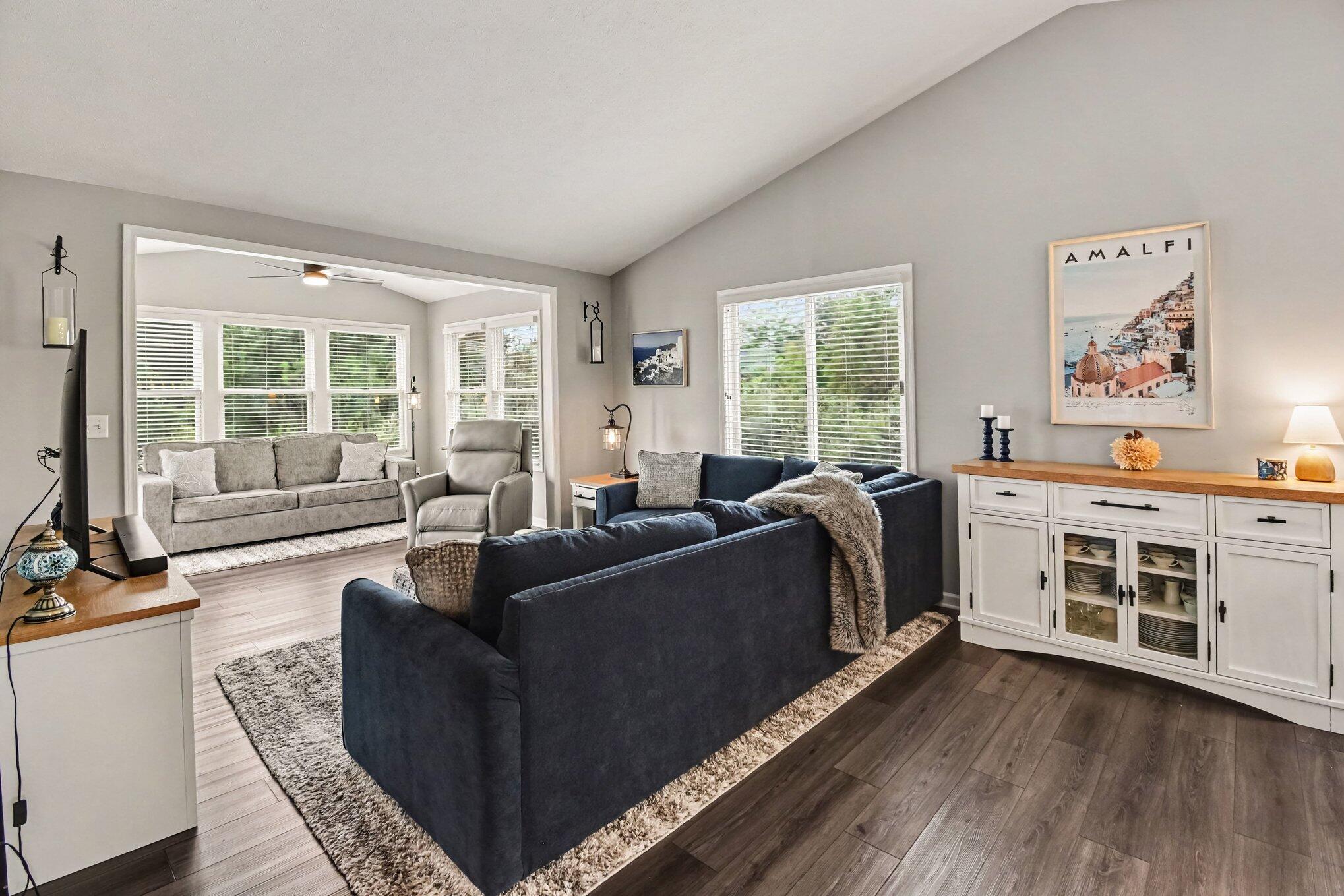 10964 Cranberry Court