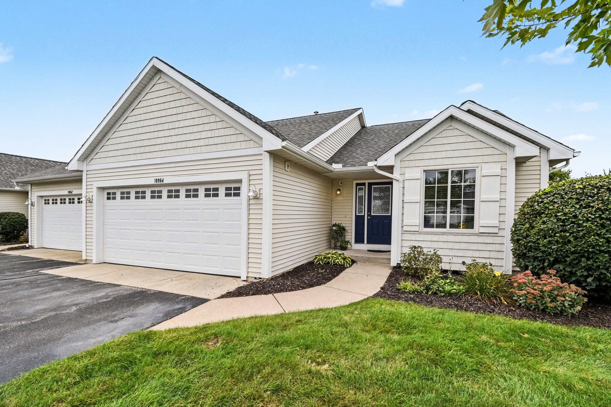 10964 Cranberry Court