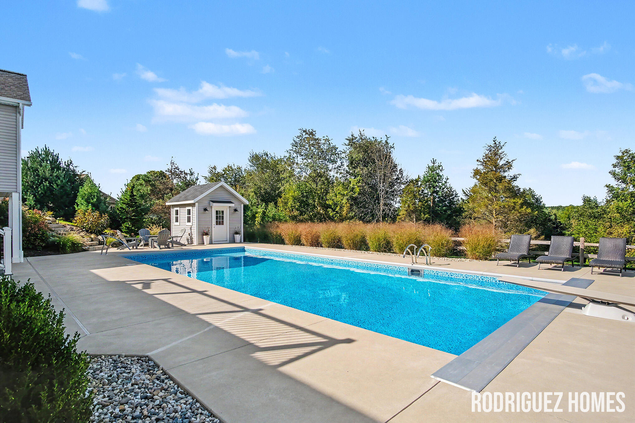 5867 Stonecrop Drive NE