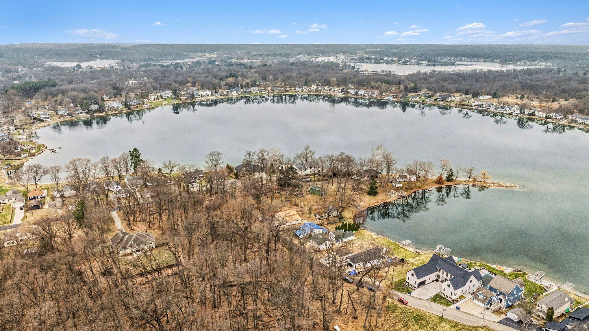 1605 S Crooked Lake Drive