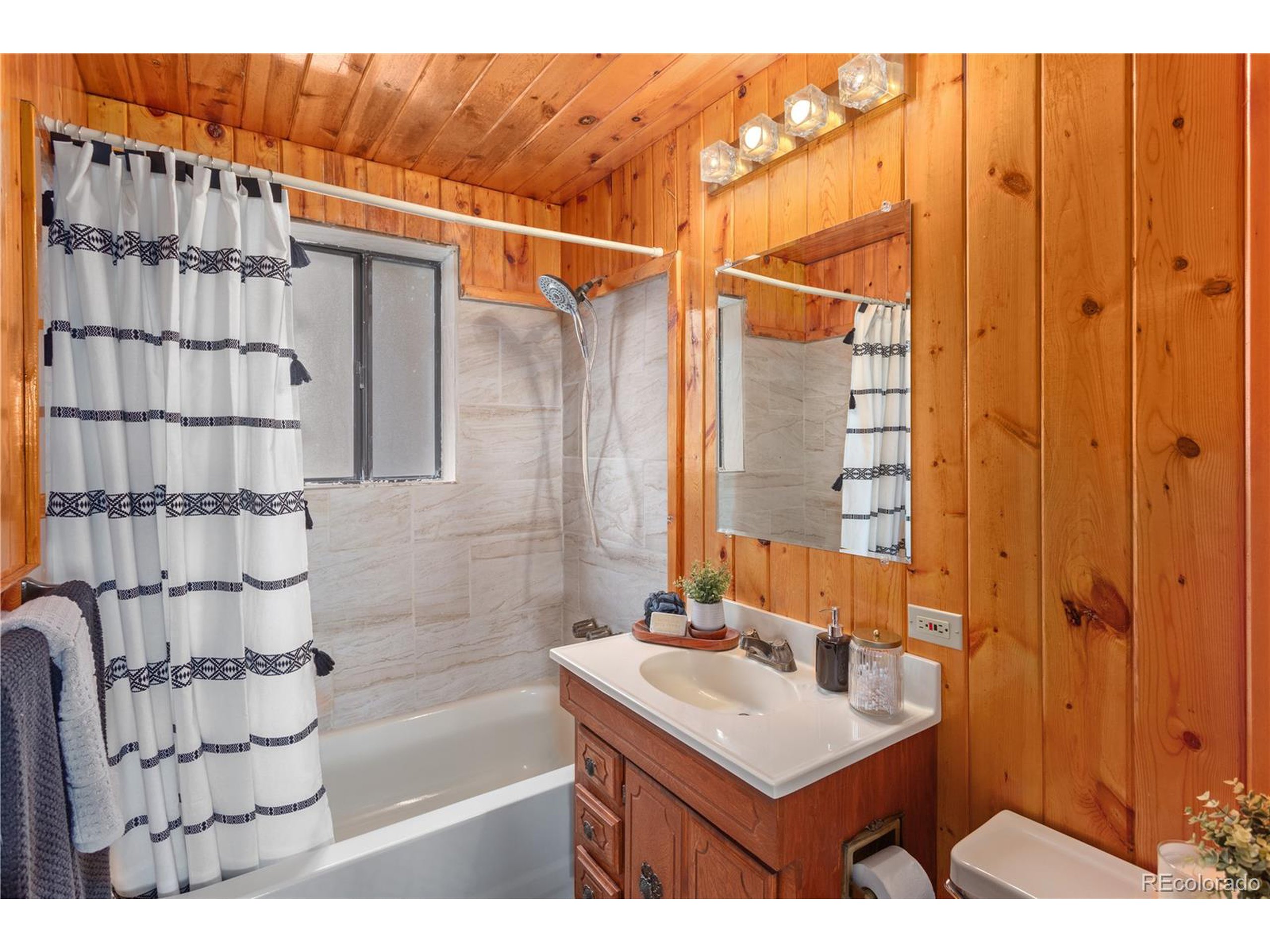 1793 Michigan Hill Rd