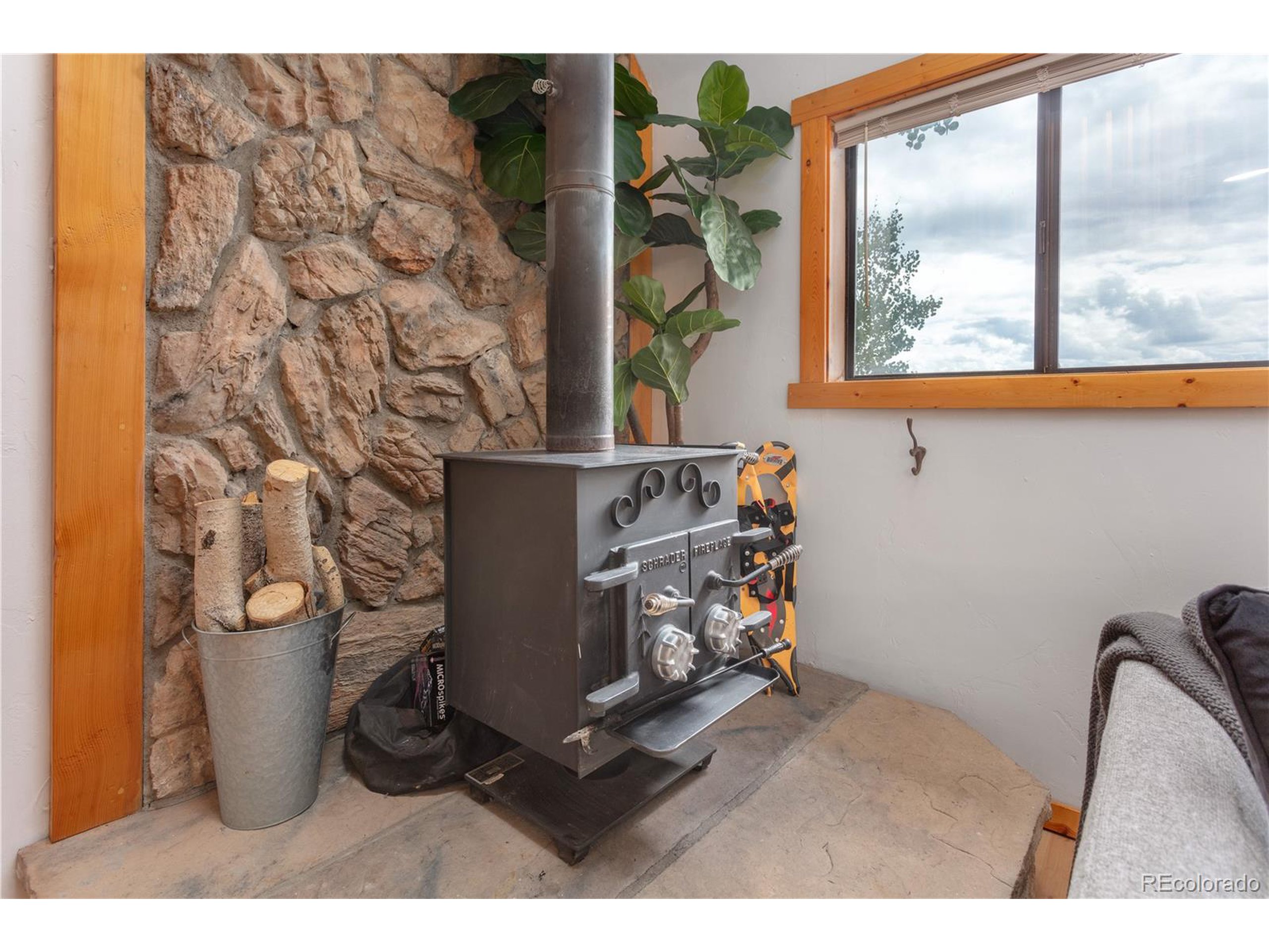 1793 Michigan Hill Rd