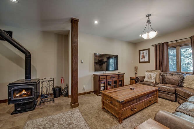861 High Point DRIVE