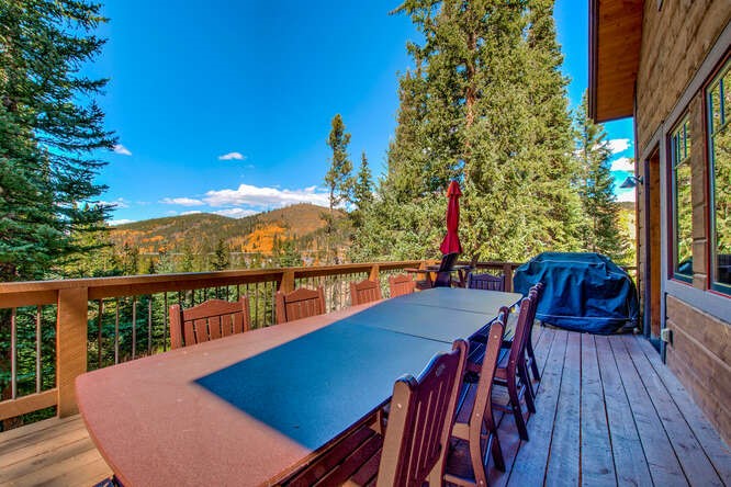 861 High Point DRIVE