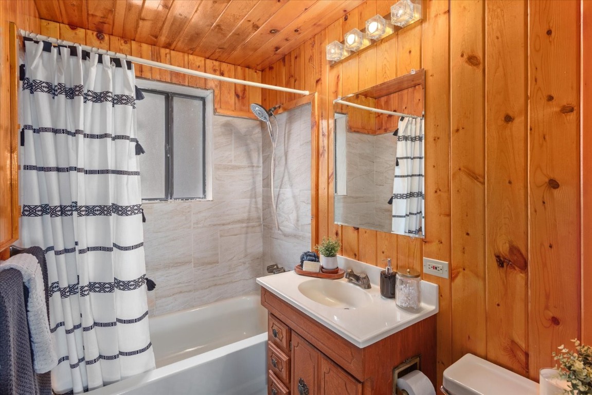 1793 Michigan Hill ROAD