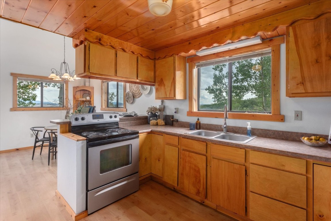 1793 Michigan Hill ROAD