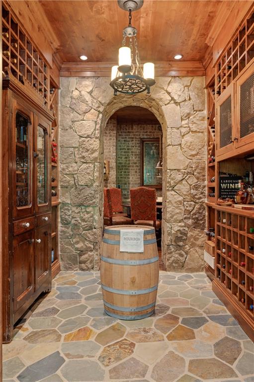 754 Tate Overlook