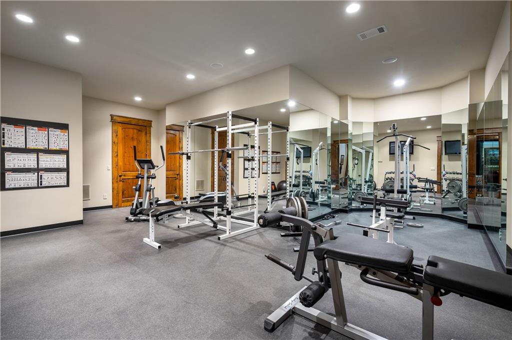 754 Tate Overlook