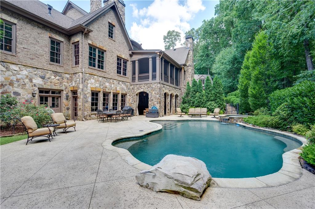 754 Tate Overlook