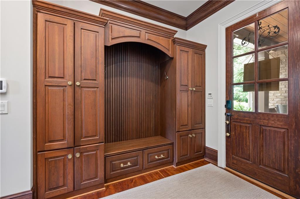 754 Tate Overlook