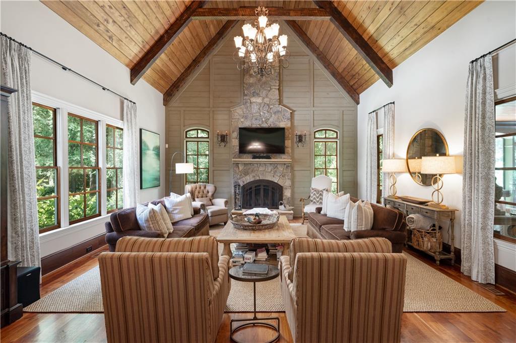 754 Tate Overlook