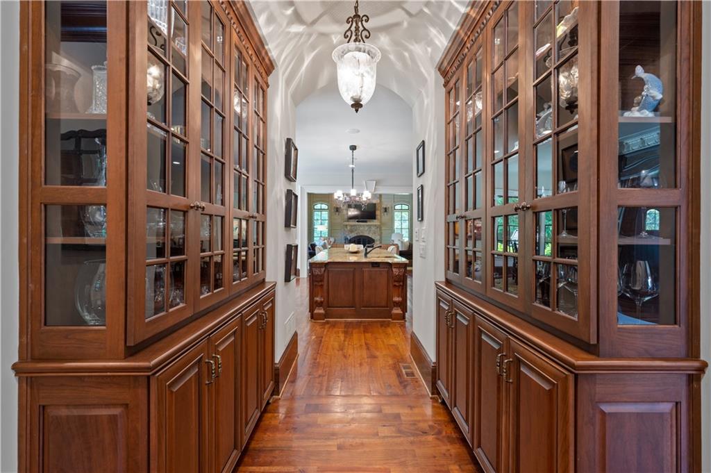 754 Tate Overlook