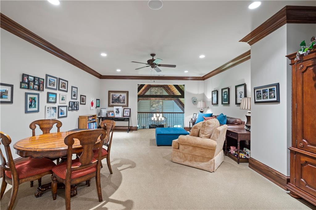 754 Tate Overlook