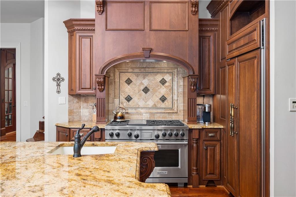 754 Tate Overlook