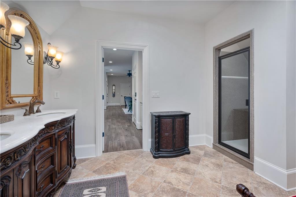 754 Tate Overlook