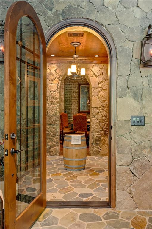 754 Tate Overlook