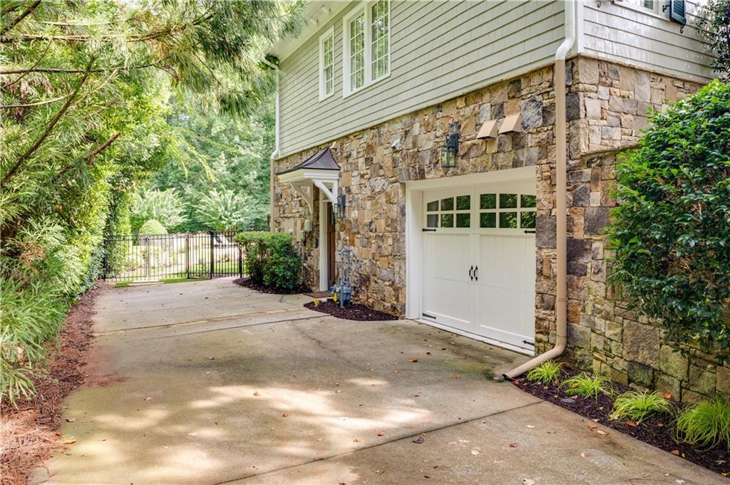 504 Kent Terrace