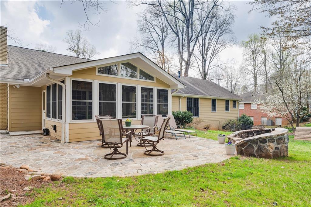 921 Richmond Hill Drive