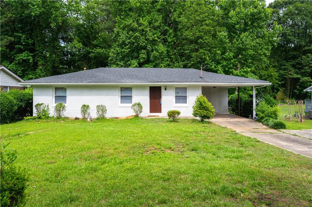 2319 Pinetree Lane SW