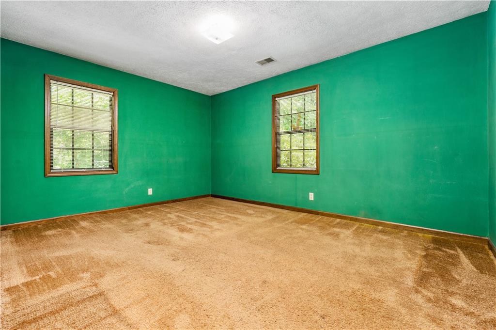 1910 Merry Oak Court