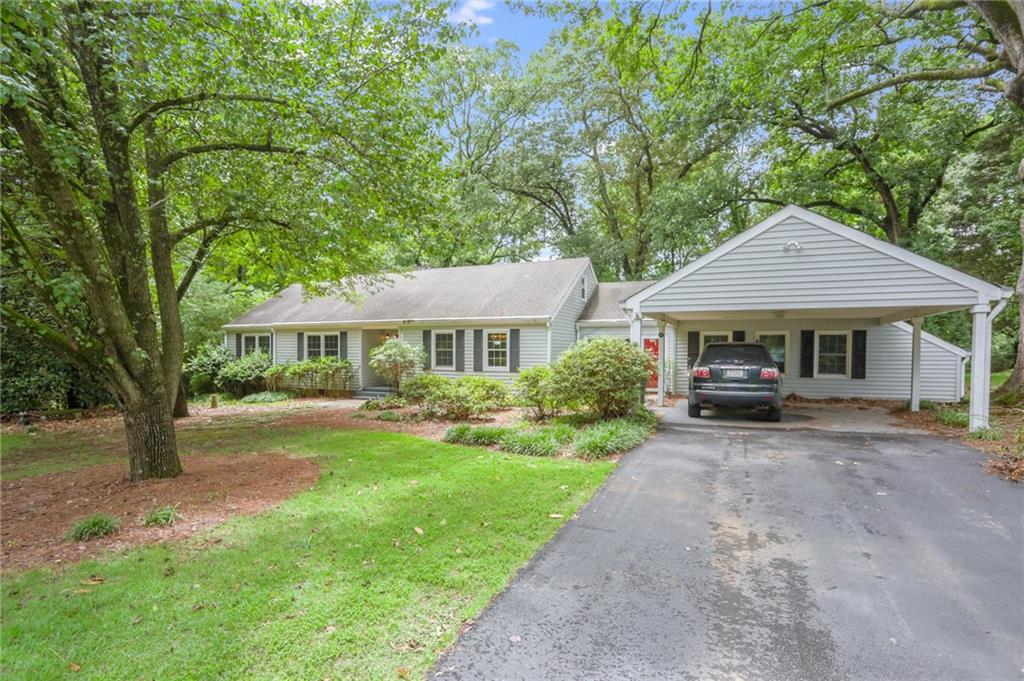 1170 Longwood Drive SW