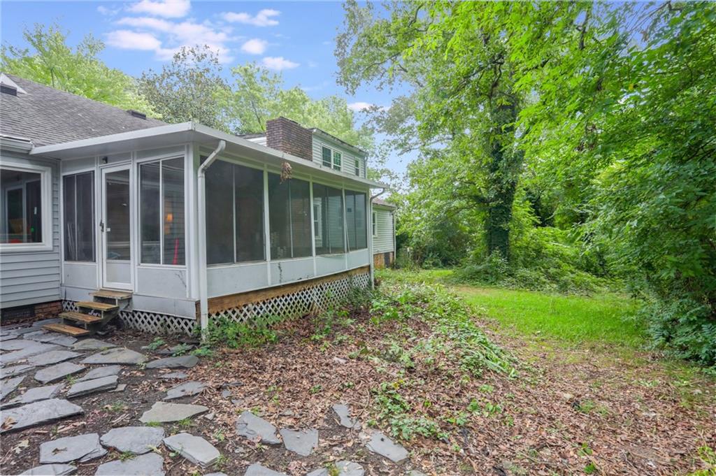 1170 Longwood Drive SW