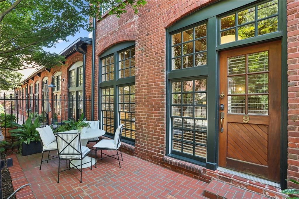131 NW Radium Street Unit 9