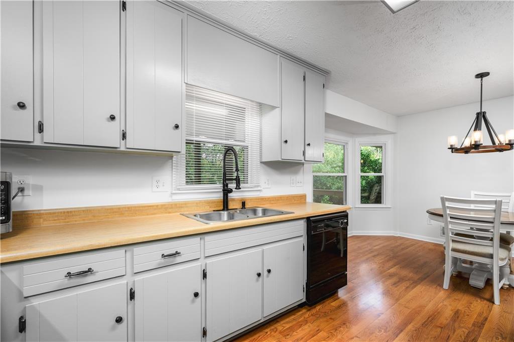 3000 Woodland Drive NW
