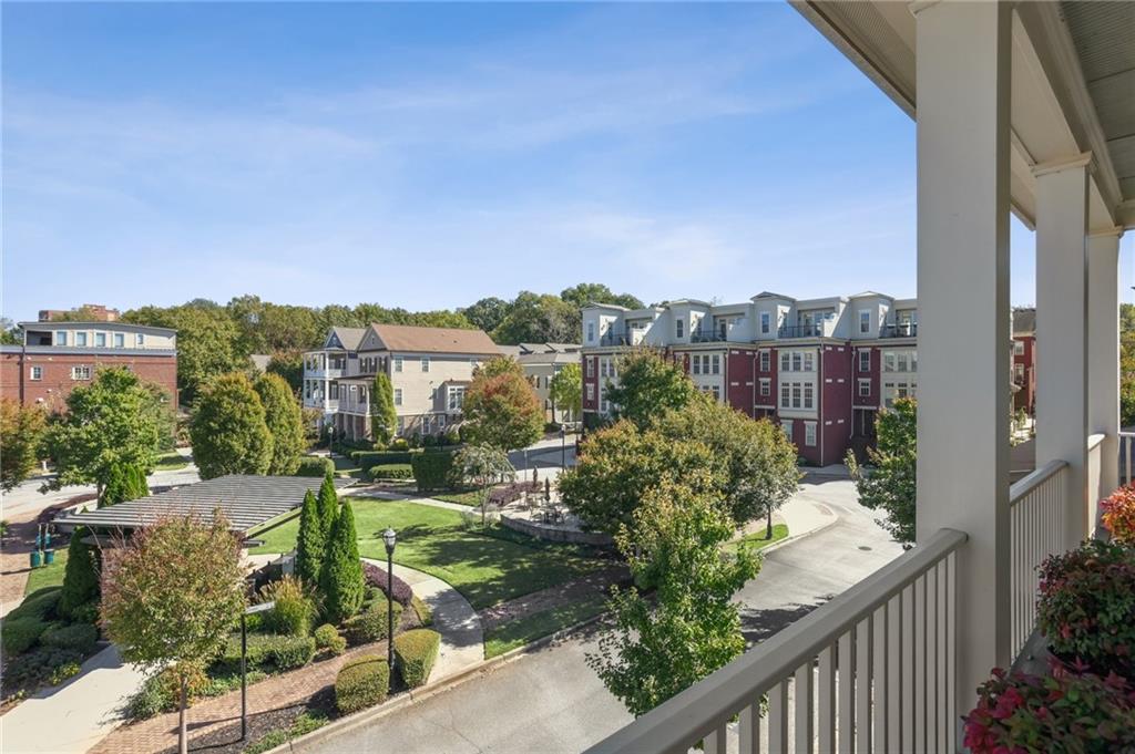 250 Green Street SE