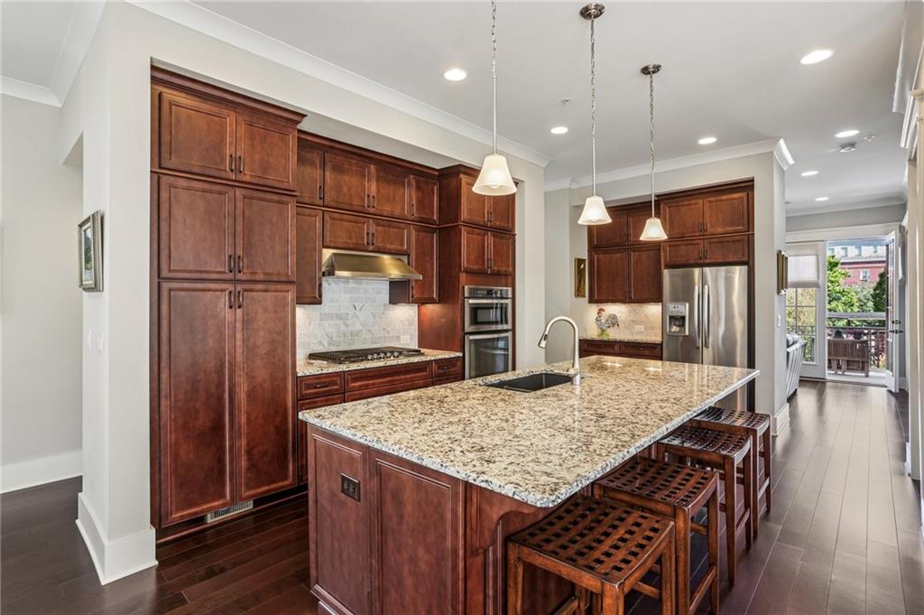 250 Green Street SE