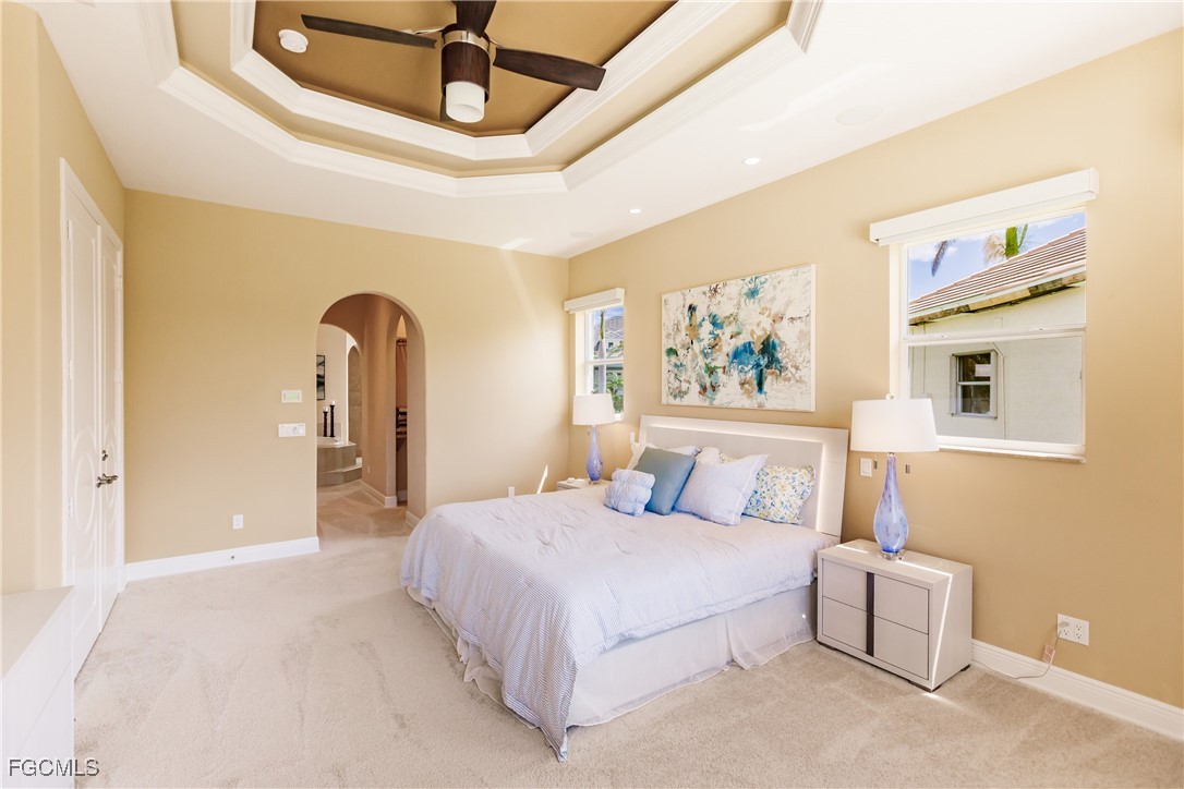 5502 Merlyn LN