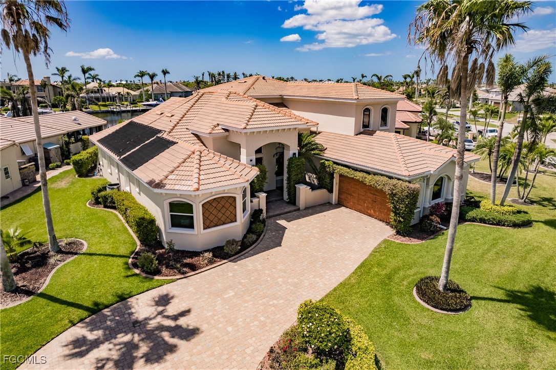 5502 Merlyn LN