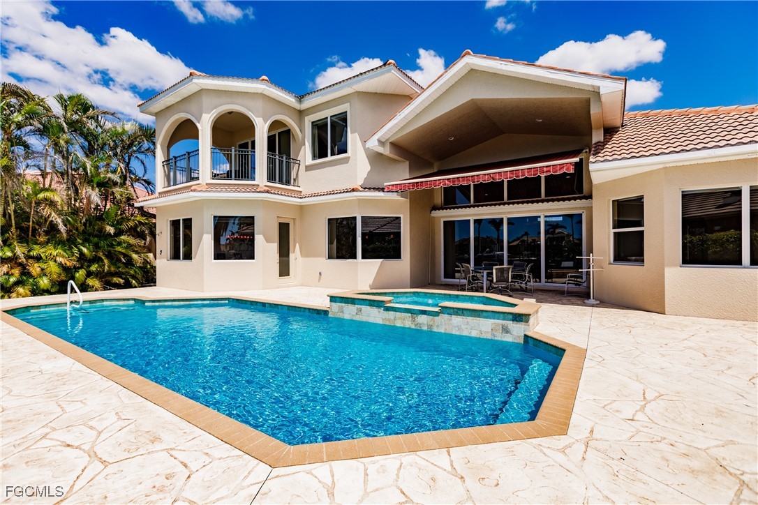 5502 Merlyn LN