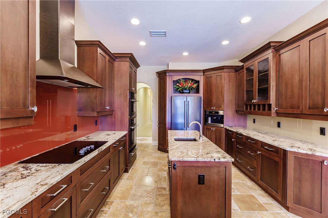 5502 Merlyn LN