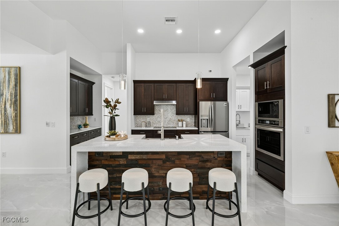 1223 SW 28th TER