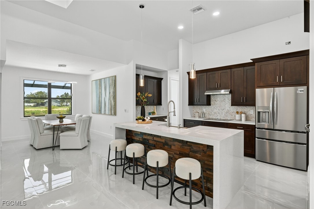 1223 SW 28th TER