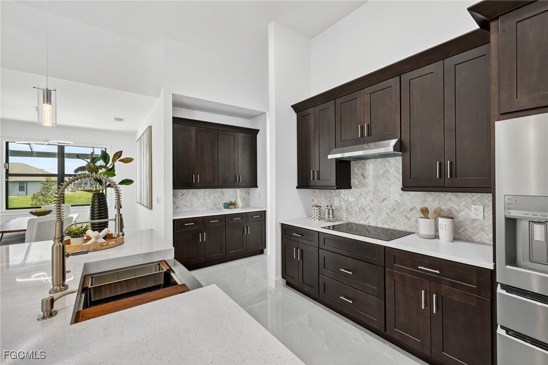 1223 SW 28th TER