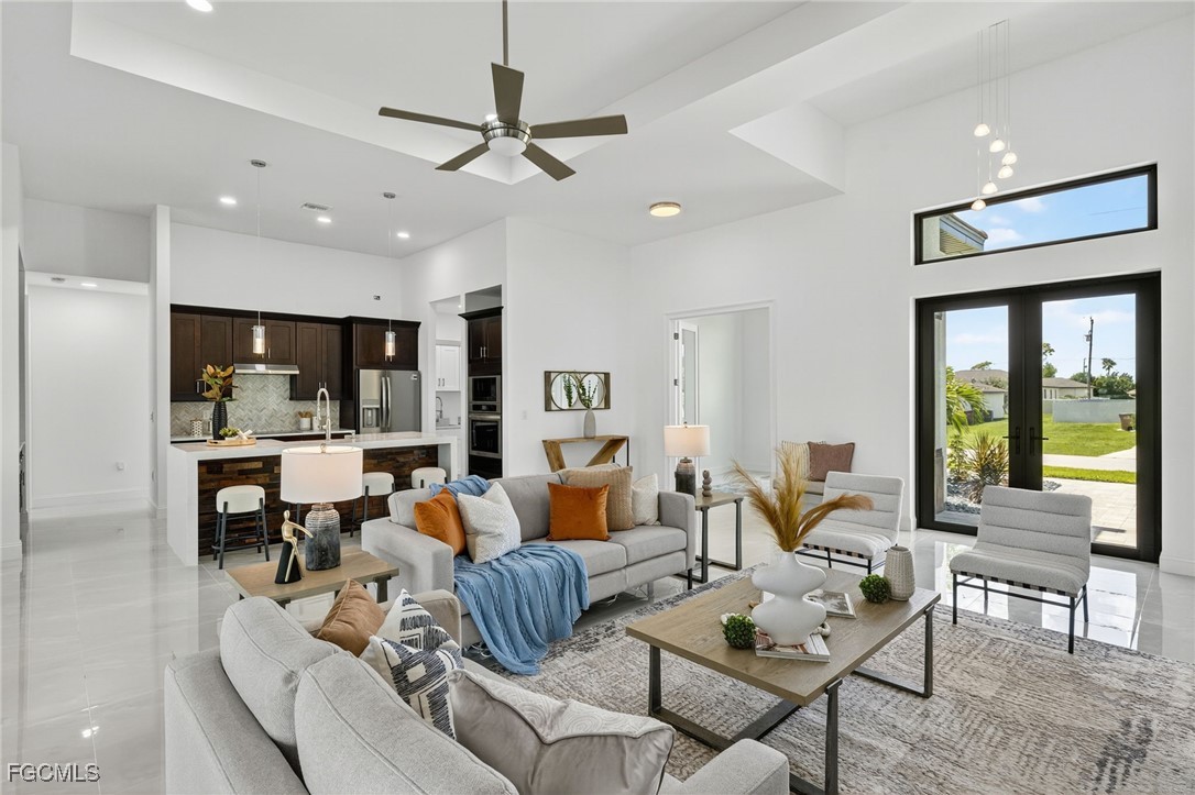 1223 SW 28th TER