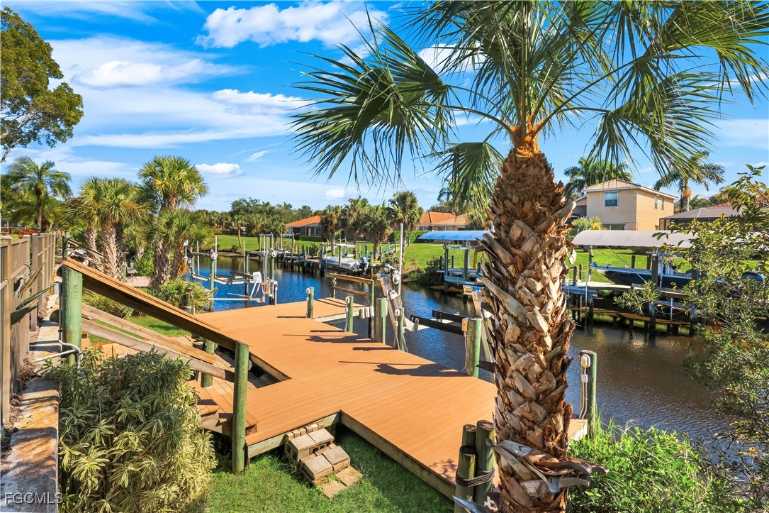 9214 Palm Island CIR