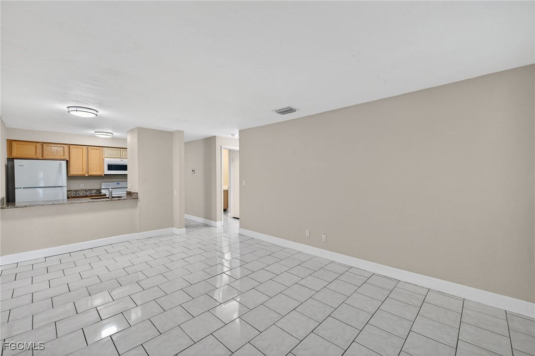 13134 Feather Sound DR 401