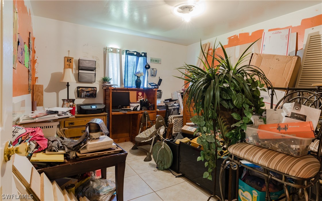 5201-5203 29th ST SW