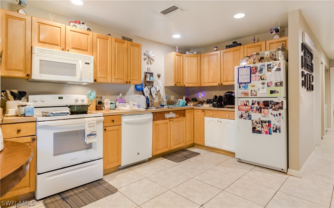 5201-5203 29th ST SW