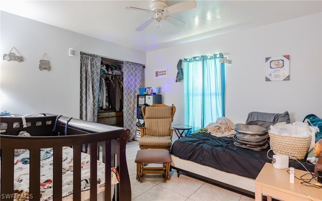 5201-5203 29th ST SW