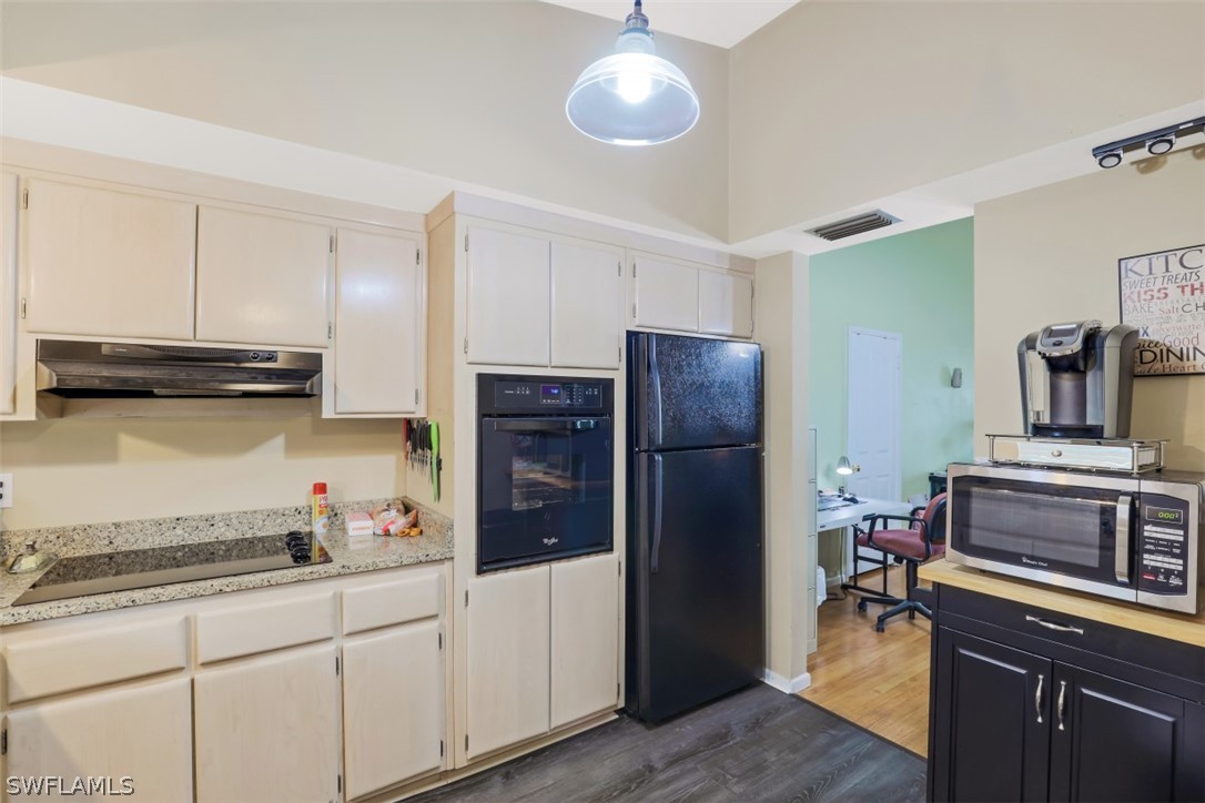 4427 Country Club BLVD H10