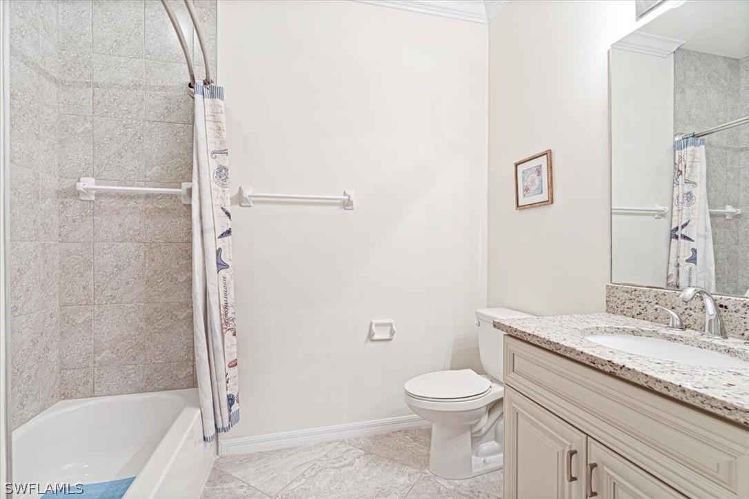 1052 Winding Pines CIR #205