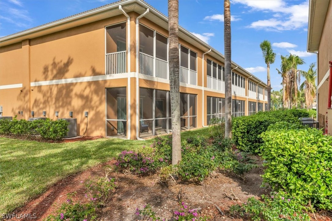 1052 Winding Pines CIR #205